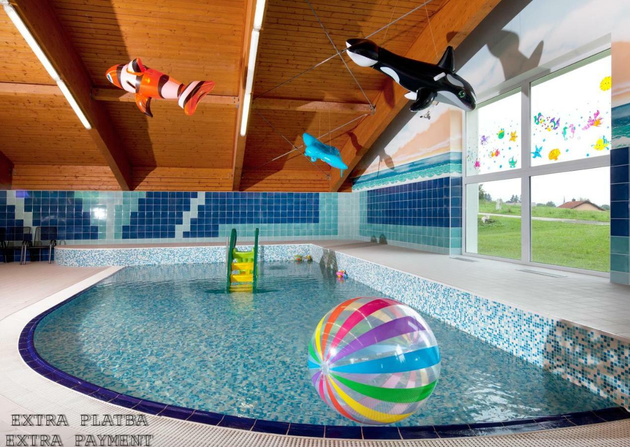 Lipno Wellness - Frymburk Hotel Private Family Room Εξωτερικό φωτογραφία
